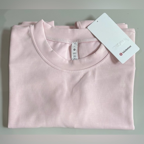 Lululemon Softstreme Perfectly Oversized Cropped Crew - Picture 2 of 5